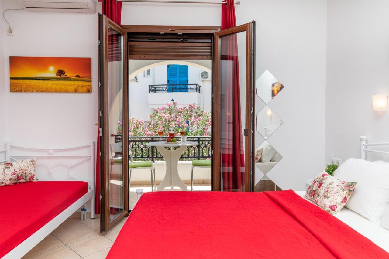 Naxos Diamond Studios Apartments Naxos City Exterior photo